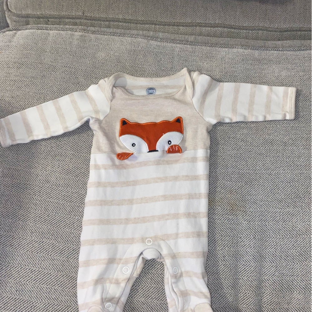 Wonder Nation Newborn sleepwear beige and white stripe with fox